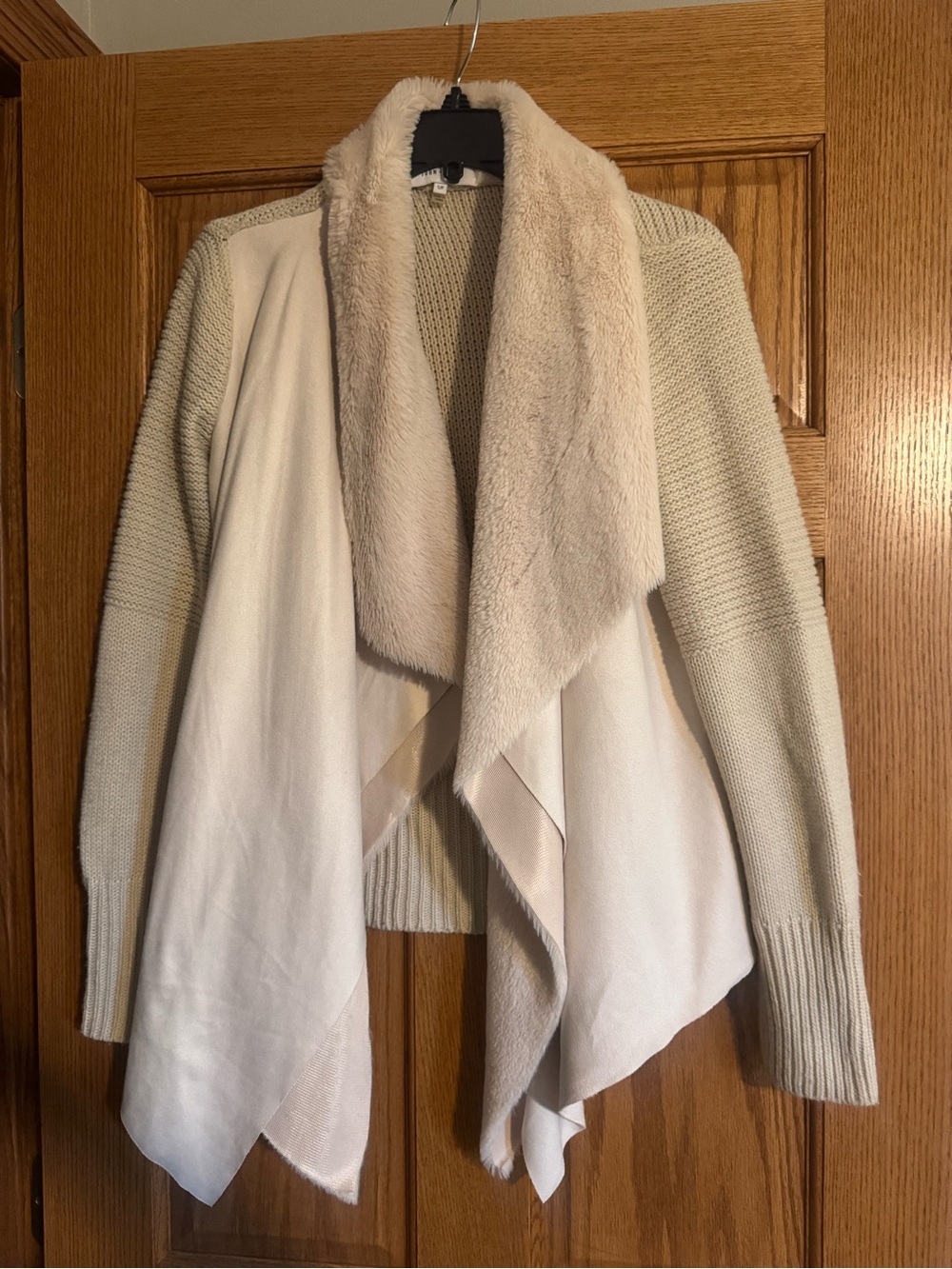 John + Jenn Cream Faux-Fur Shawl Collar Draped Cardigan